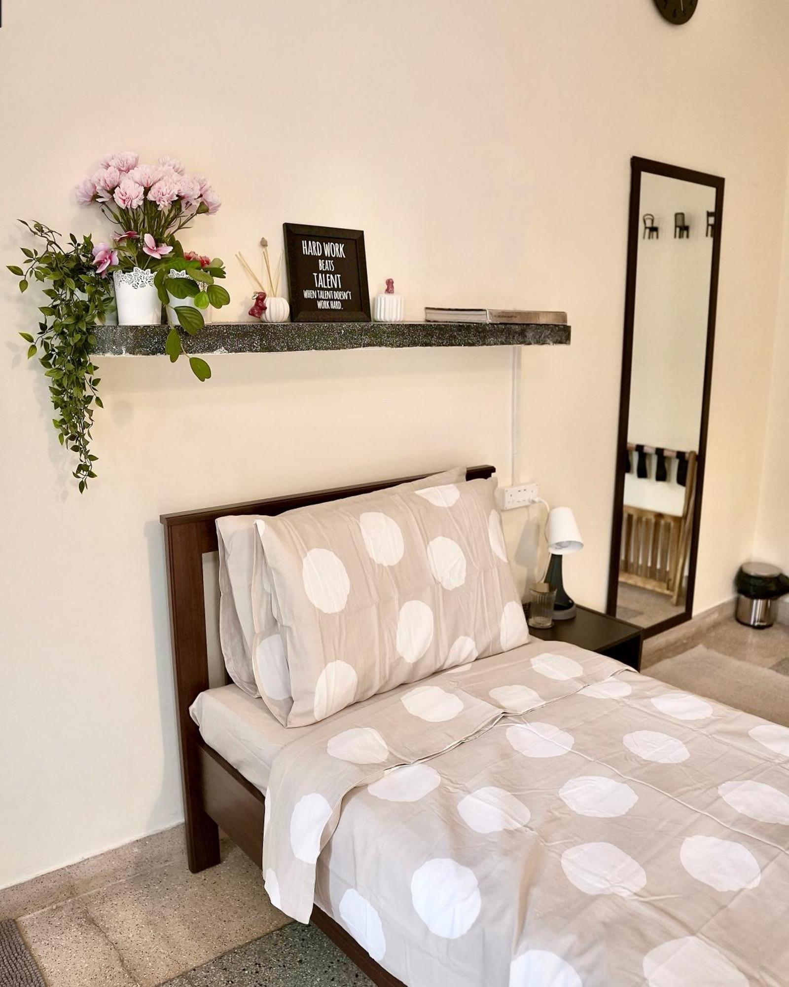 Backpackers Den Bed & Breakfast *