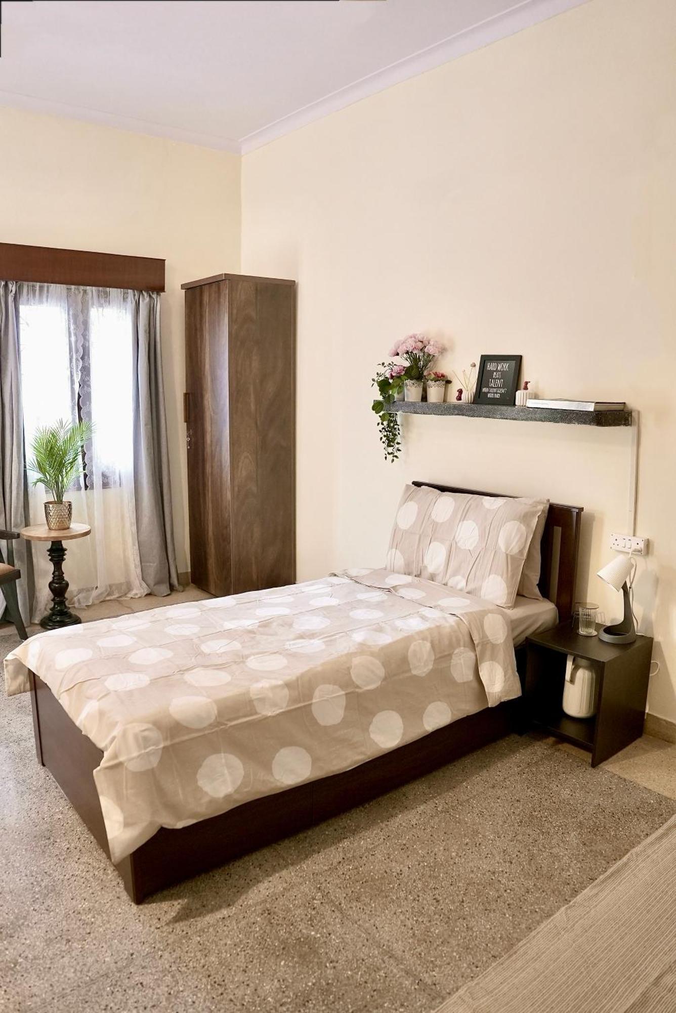 Backpackers Den Bed & Breakfast